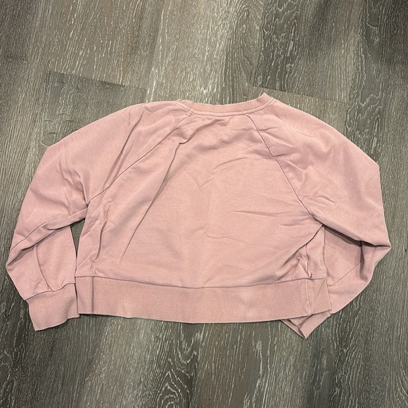 All in motion purple crewneck sweater - Picture 4 of 4